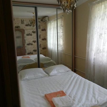 Cozy Apartment On Kpi Kijev Kültér fotó